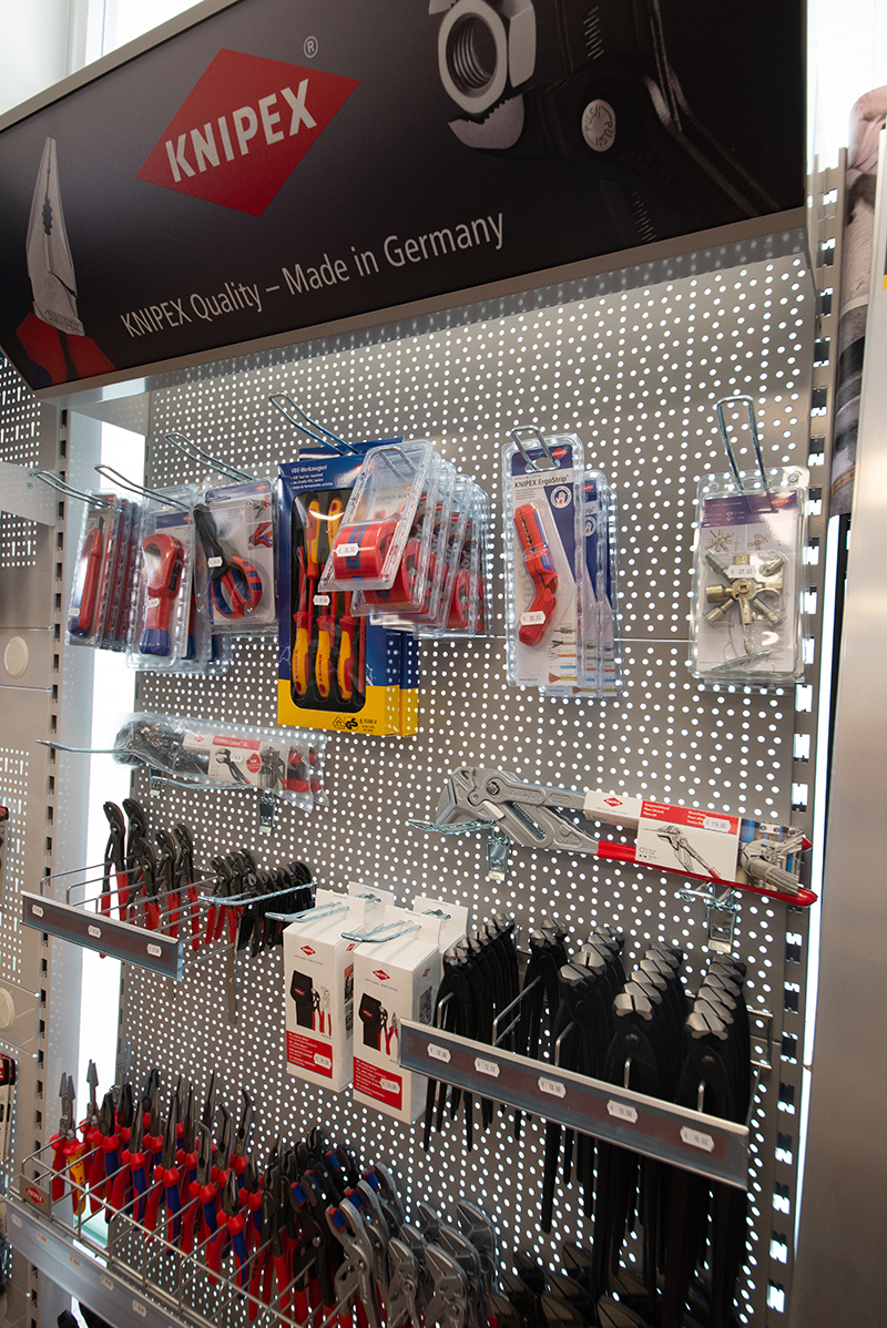 Esposizione pinze da lavoro